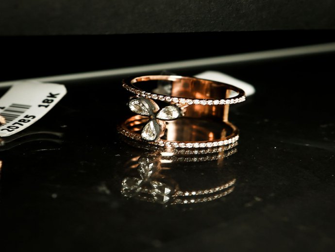 انگشتر مانا